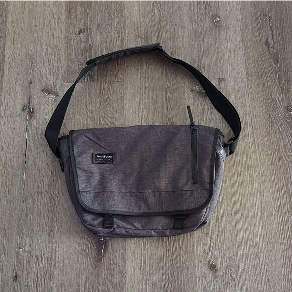 SwissGear Other - Swissgear 5302 Getaway Laptop Messenger Bag - Heather Gray